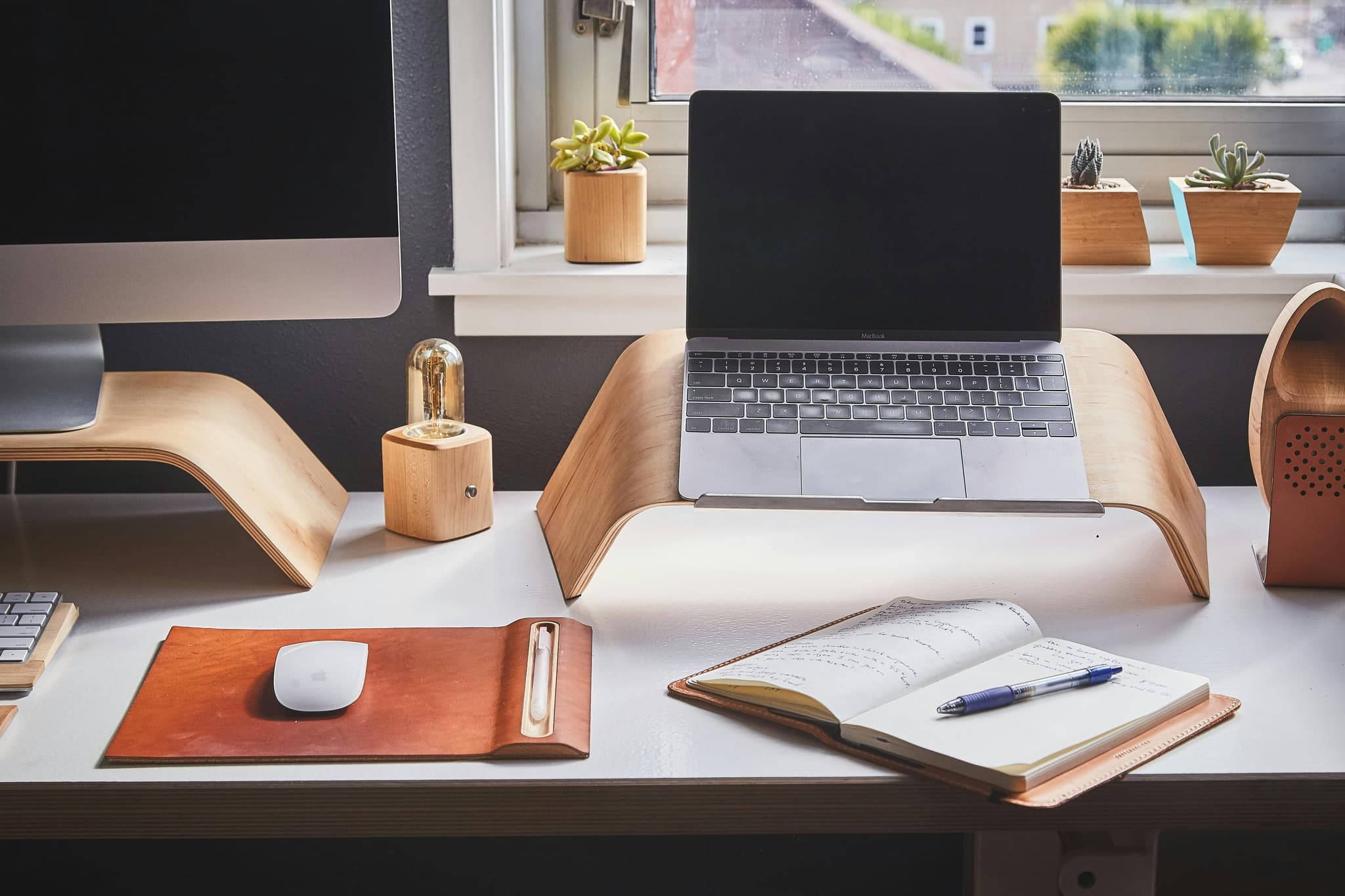 Hybrid Work in 2026: What Office Do Hybrid Teams Actually Need?
